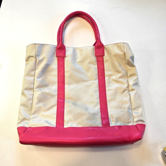 Vince Camuto Large Tote Bag With Hot Pink Handles and Trim - Picture 2 of 14